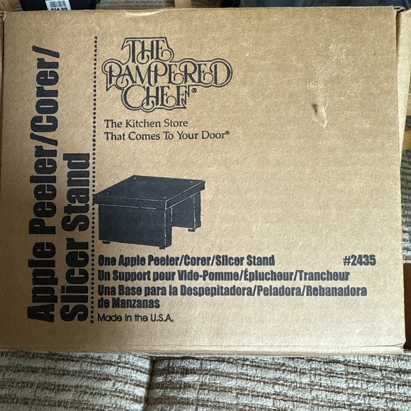 2435 The Pampered Chef Apple Peeler Corer Slicer Stand ~ Made In USA - Picture 2 of 4